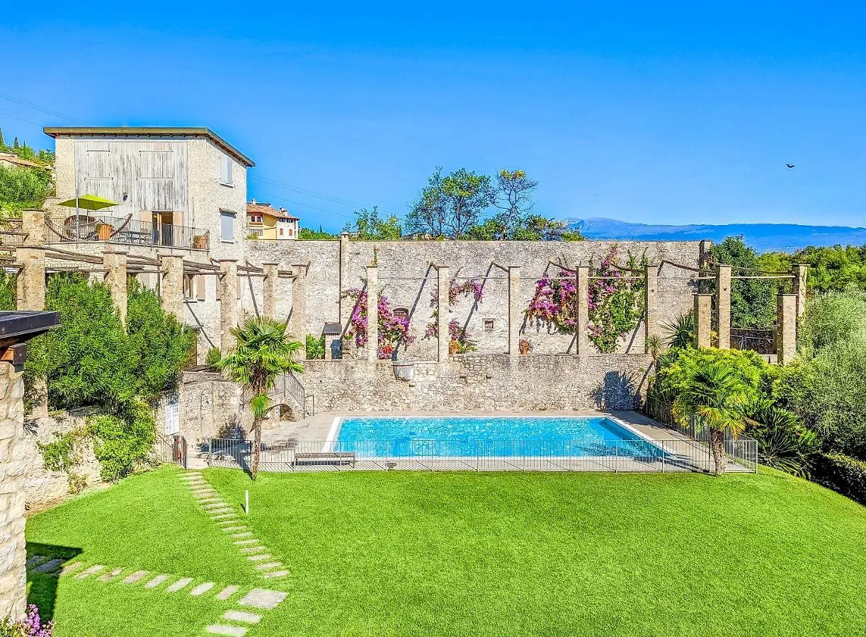 Lemonhouse Bezzuglio Toscolano Maderno 0*,  Italy
